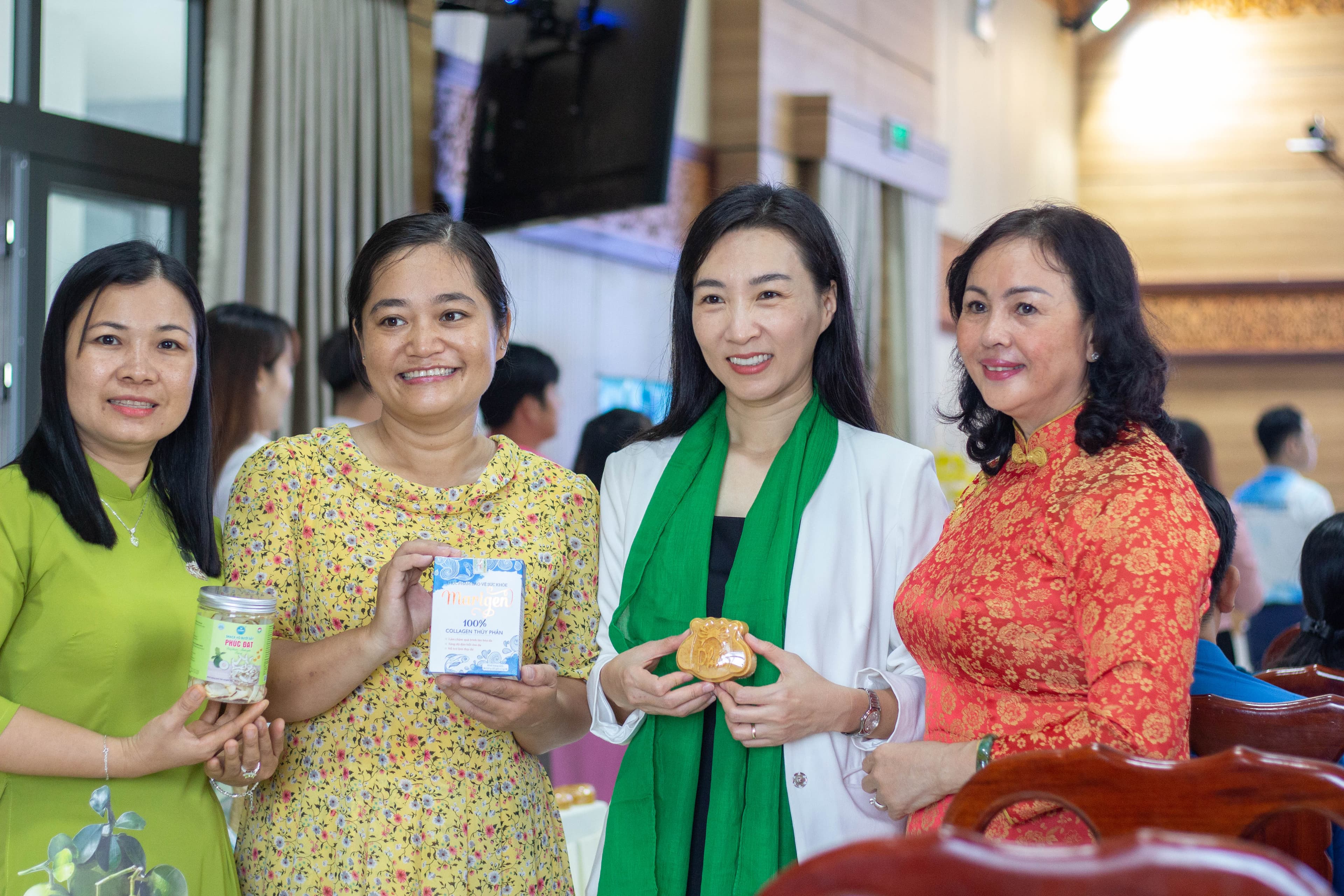 Chương trình ươm tạo Đàn Sếu Khởi nghiệp Đất Sen Hồng năm 2023